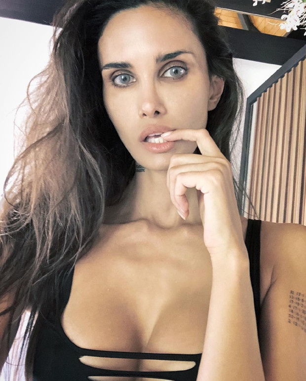 Alana Mamaeva medias 55