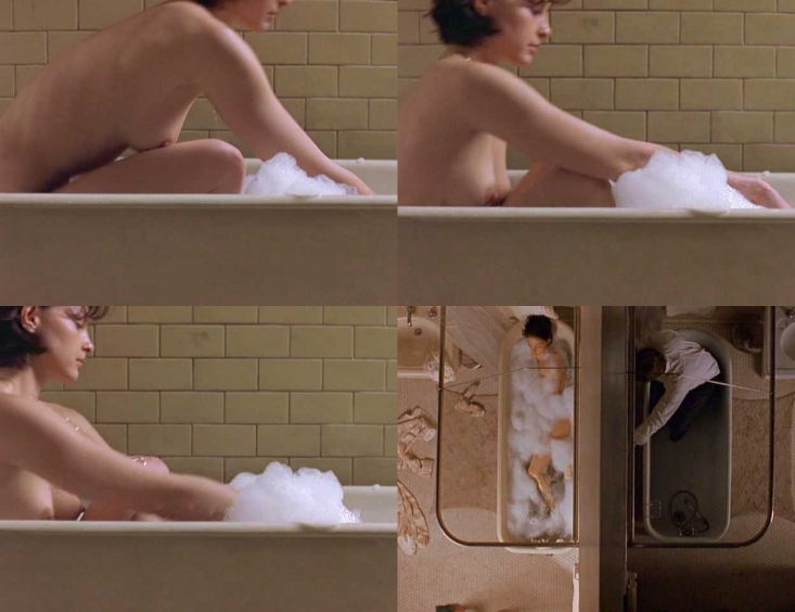 Ashley Judd desnudo